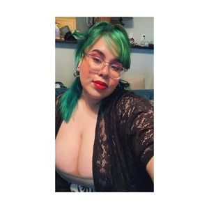 Meet your Posher, Bethany